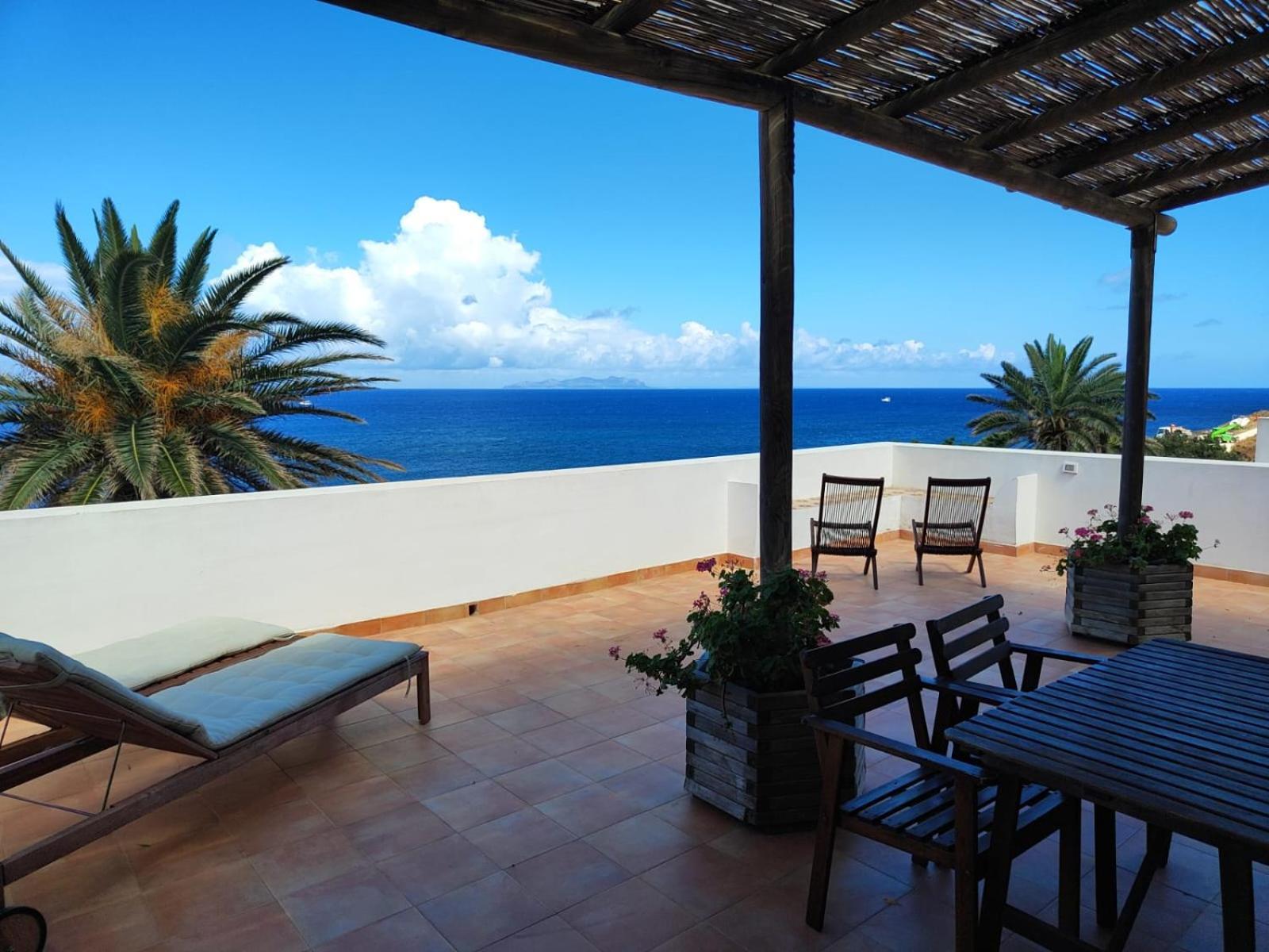 Marettimo Residence Luaran gambar