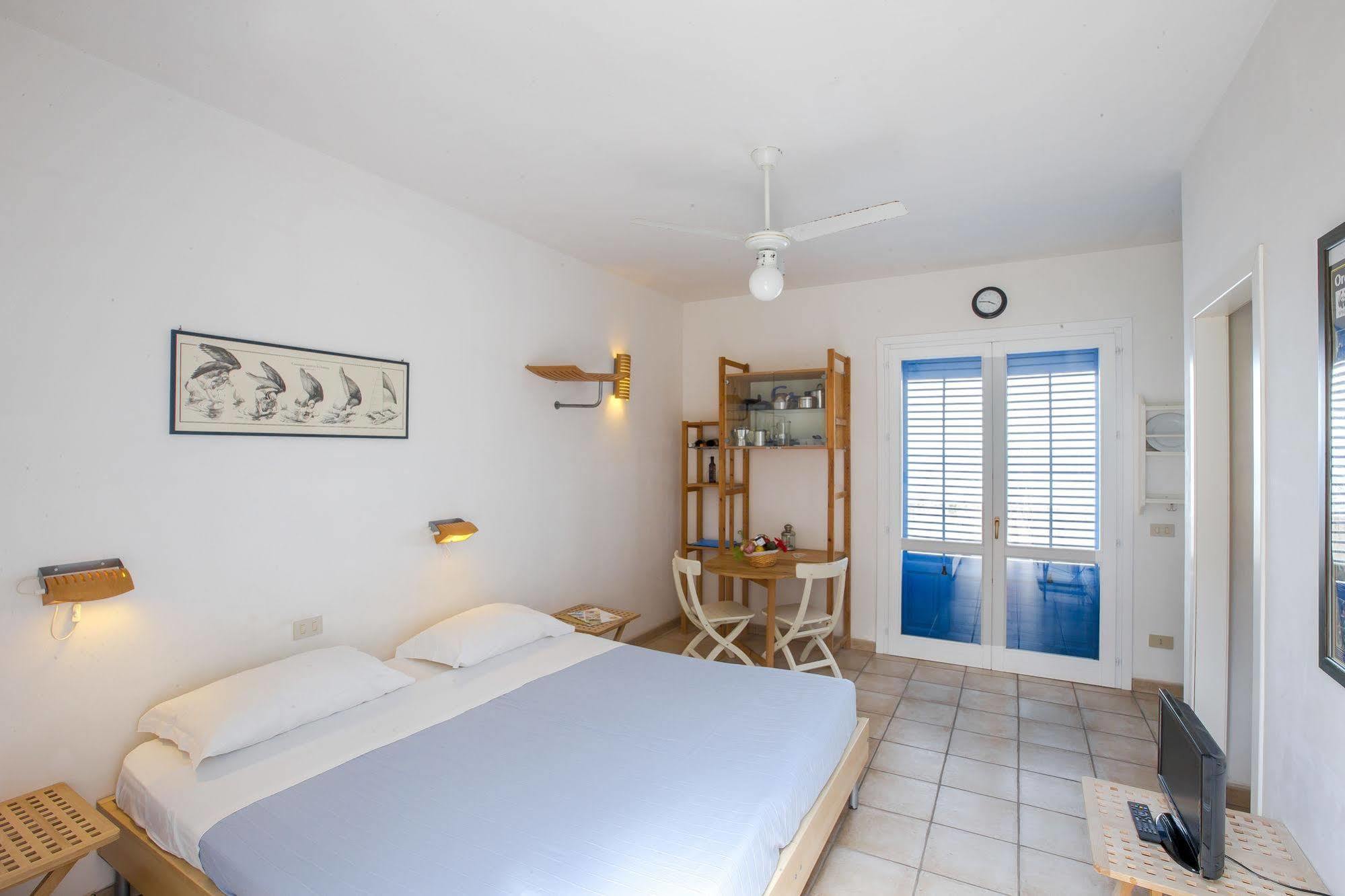 Marettimo Residence Luaran gambar